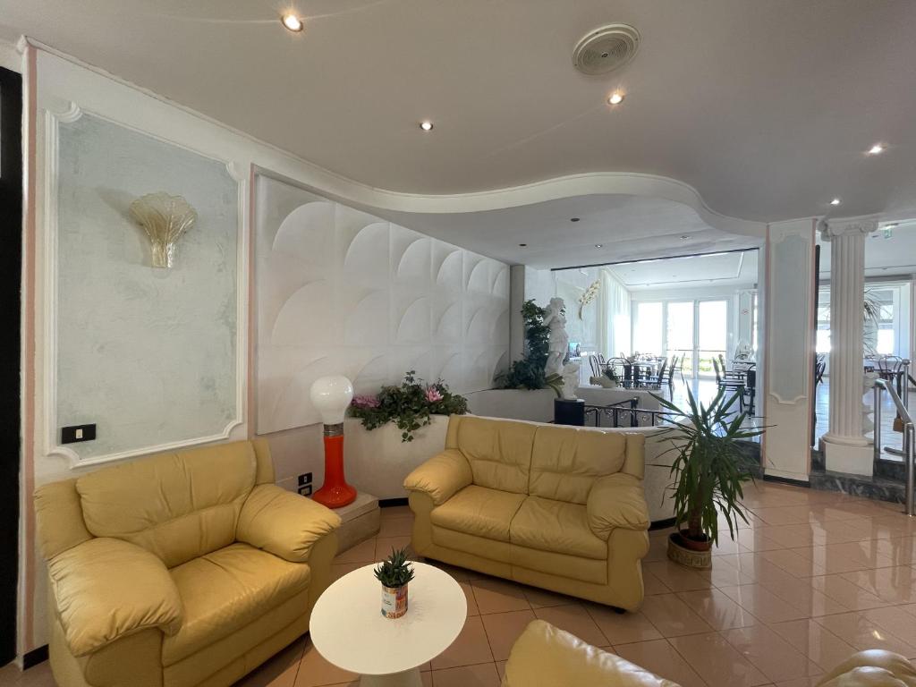 Posezení v ubytování Hotel Continental