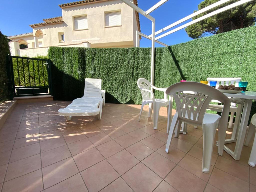 Patio alebo iná vonkajšia časť ubytovania 22102 Estel