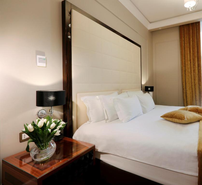 Grand Hotel Yerevan - Small Luxury Hotels of the World - 埃里万大套房