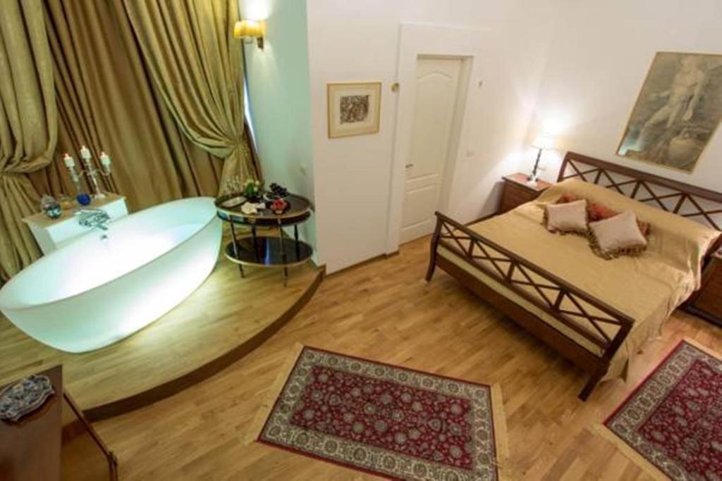 Grand Boutique Hotel - Habitación Doble De Lujo Con Baño