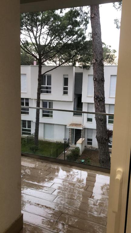 Budynek, w którym mieści się apartament