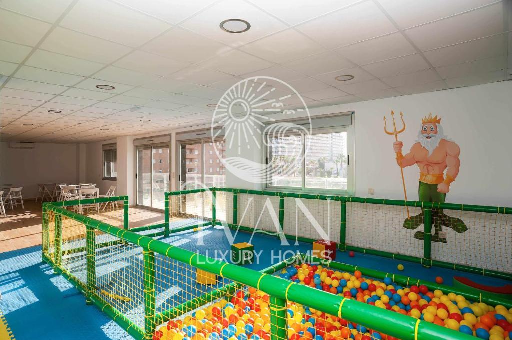 Fotografia z galérie ubytovania Casa Bianca Ivan Luxury Homes 8ªPlta Norte 1ªLinea v destinácii Oropesa del Mar