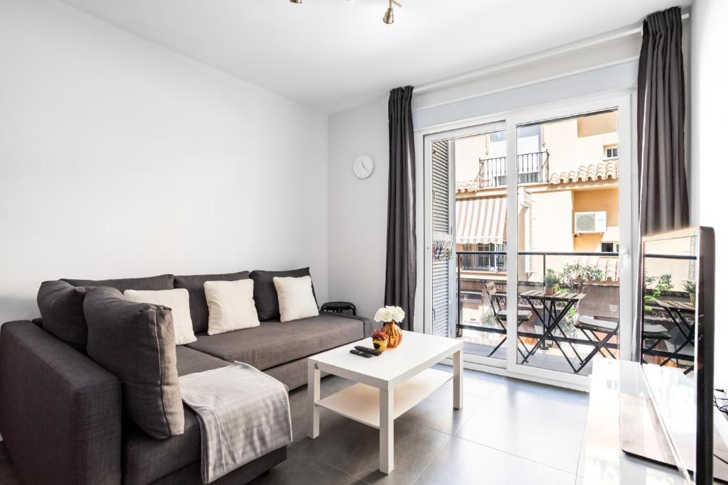 Et opholdsområde på Beach Tapas apartment by Costarentals - Ref 182