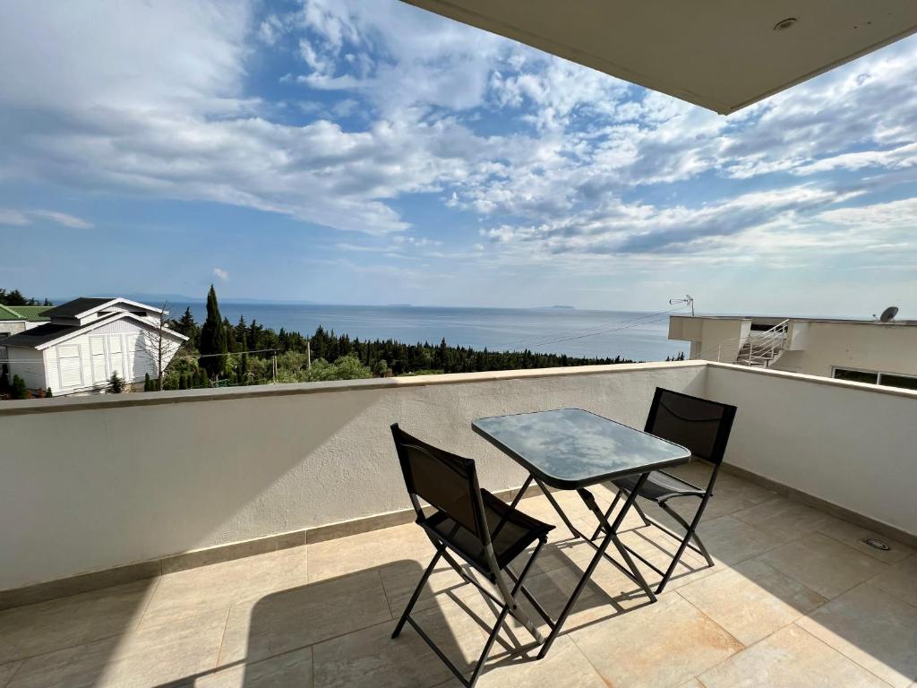 Mariannas Apartment Sea View