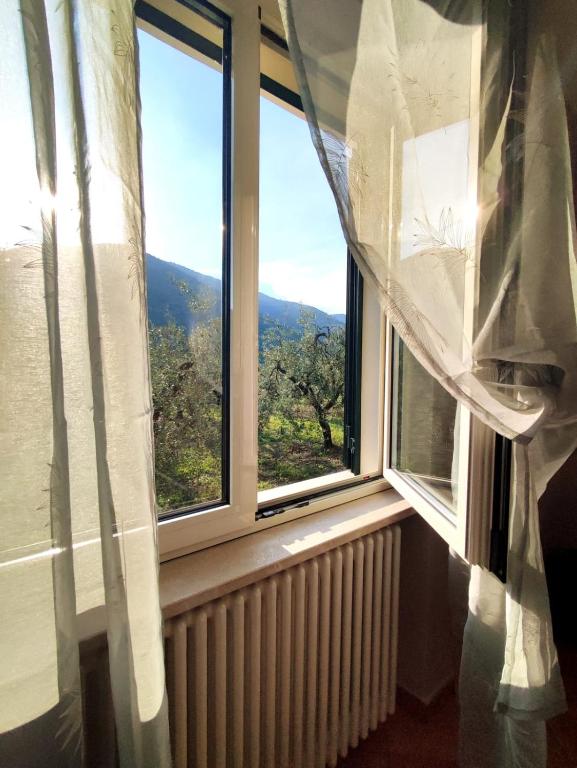 Nespecifikovaný výhled na hory nebo výhled na hory při pohledu z apartmánu