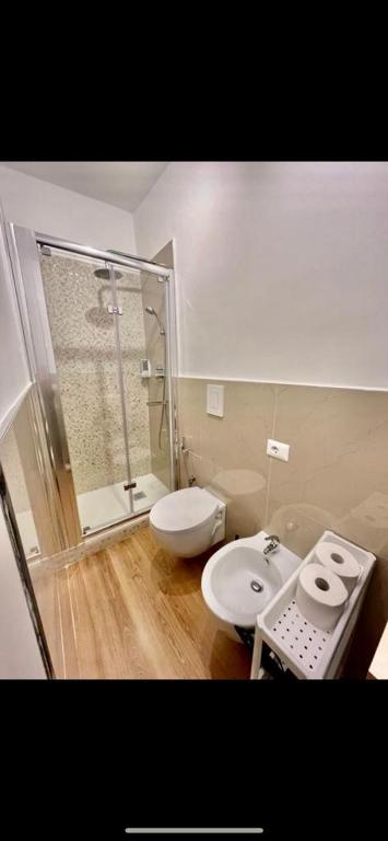 Piazzetta Degli Innamorati - 2