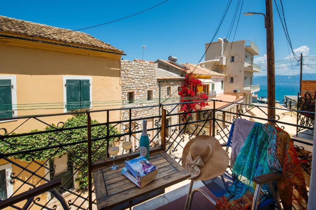Balkoni atau teres di Evi's Maisonette