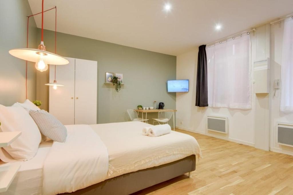 Gares de Lille studio equipped!, Lille (updated prices 2024)