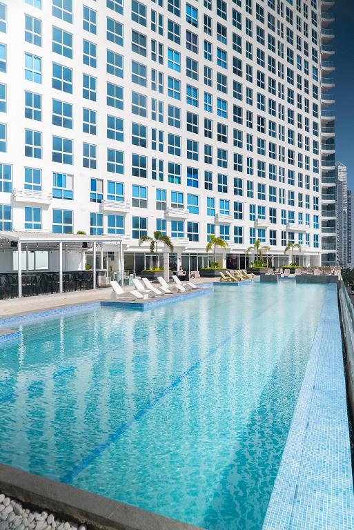 Bazén v ubytování private ocean view studio apartment nebo v jeho okolí