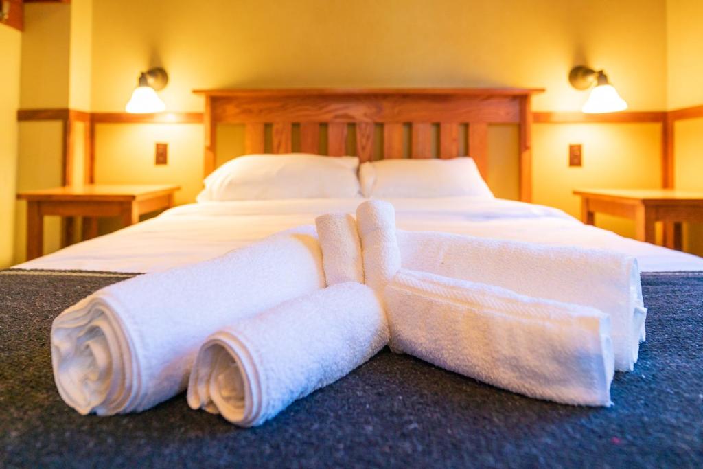 Johnston Canyon Lodge & Bungalows - Studio