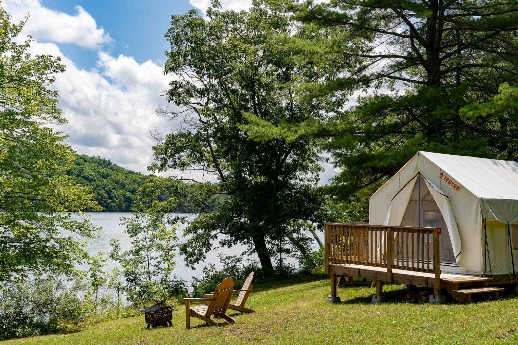 Tentrr State Park Site Lake Taghkanic Lakeside Single Site C, Ancram