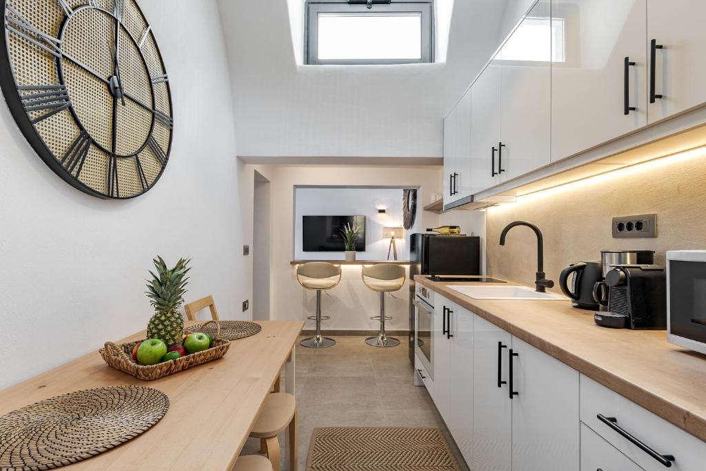 Kuchyň nebo kuchyňský kout v ubytování 23 Smart Suite