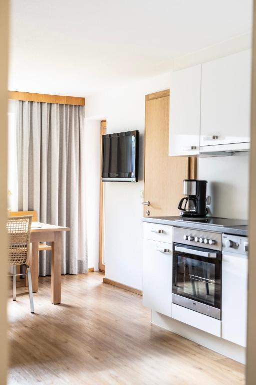 Kuchyň nebo kuchyňský kout v ubytování Rössle Appartement