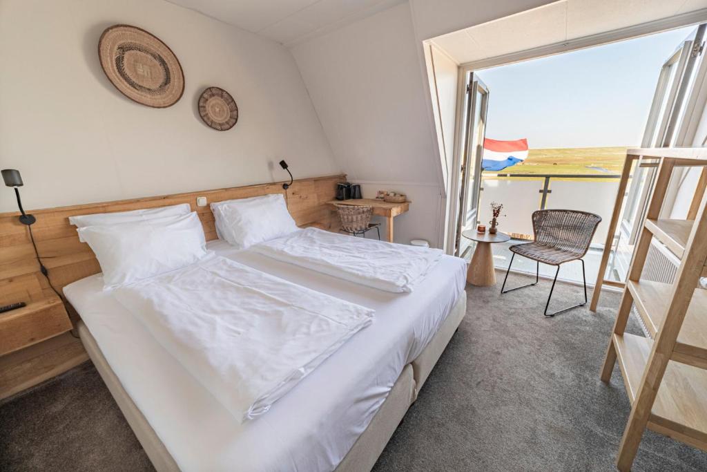 Strandhotel Camperduin - Double Room With Land View