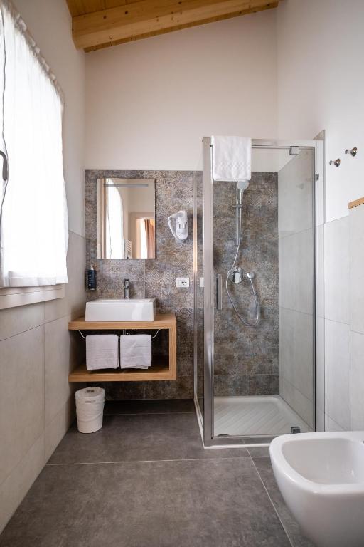 Ein Badezimmer in der Unterkunft Agriturismo al Comarel