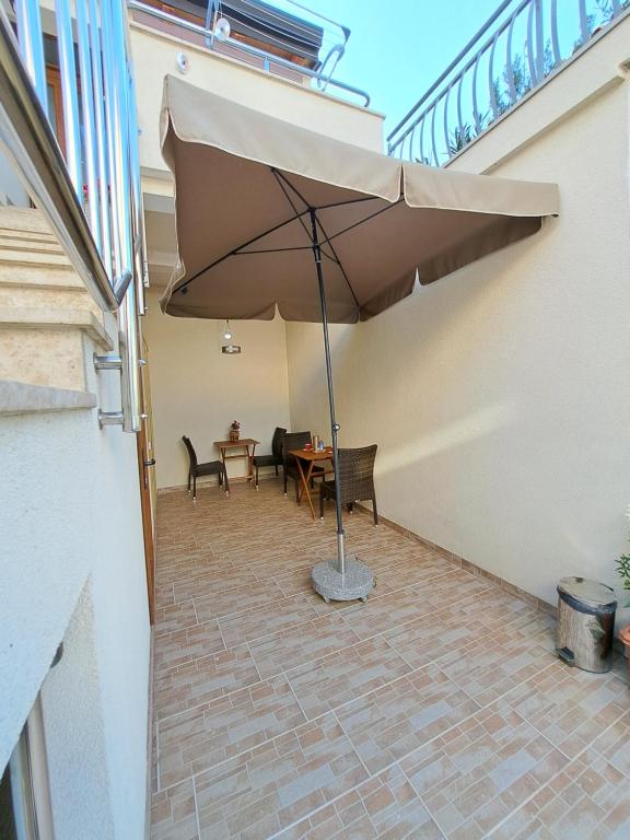 Balkon lub taras w obiekcie Meressa Nina&Leo Studio Apartments