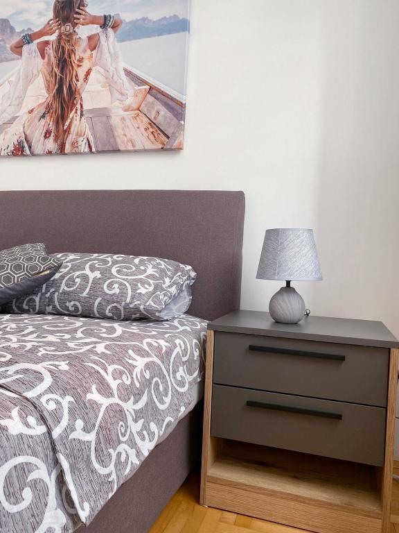 Postel nebo postele na pokoji v ubytování Apartment Varezić