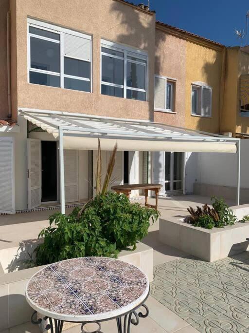 Big House in quiet area near the sea., Torrevieja – Updated ...