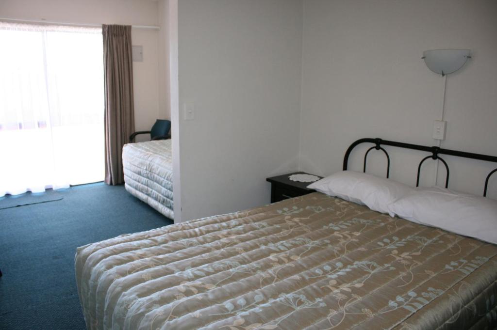 88 Wallace Court Motel - Free Parking - Resim 9