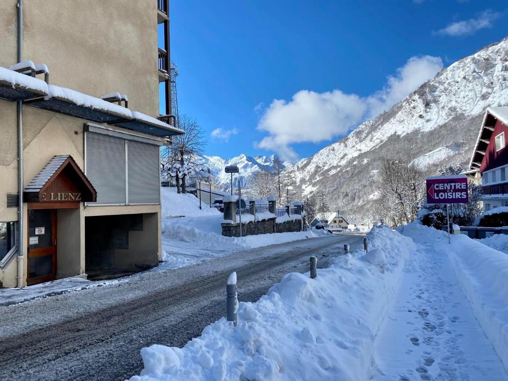 Nespecifikovaný výhled na hory nebo výhled na hory při pohledu z apartmánu