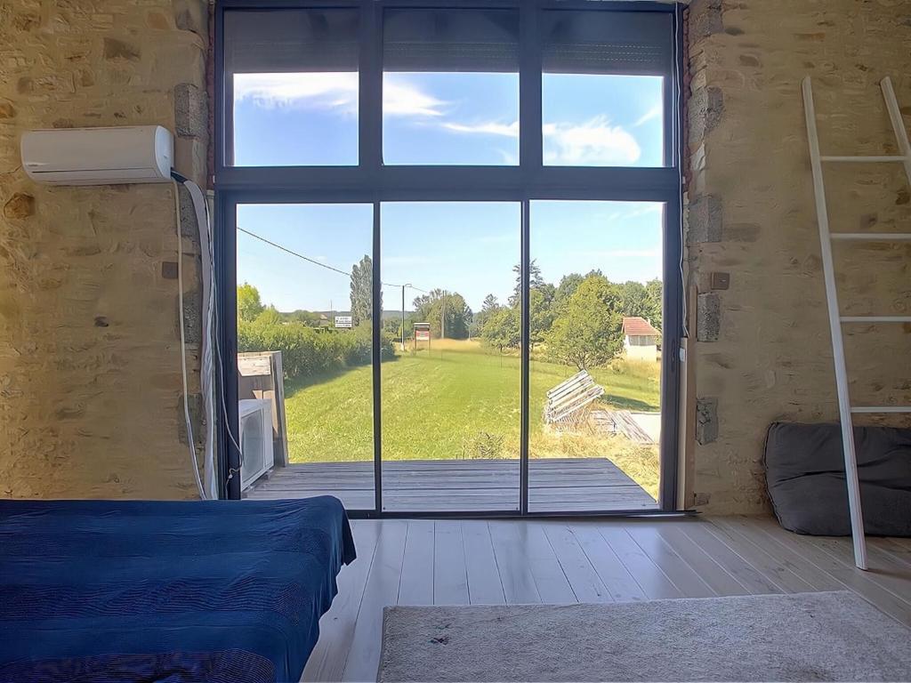 Balkón nebo terasa v ubytování Comfortable vacation home in Gourdon