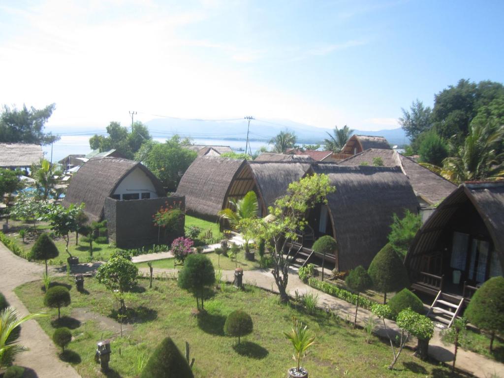 Sandy Beach Bungalows - 7