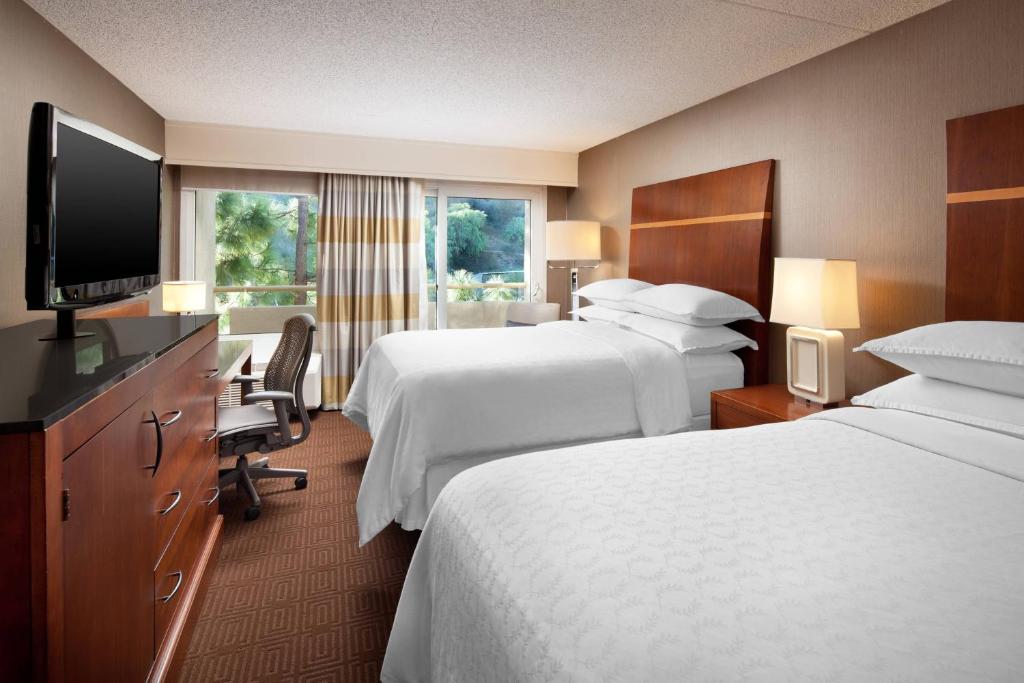 Sheraton Agoura Hills Hotel - Accès Au Salon Du Club, Chambre D'amis, 2 Doubles, Balcon