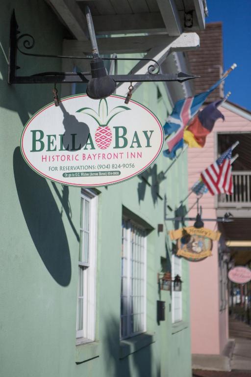 Bella Bay Inn - King Studio