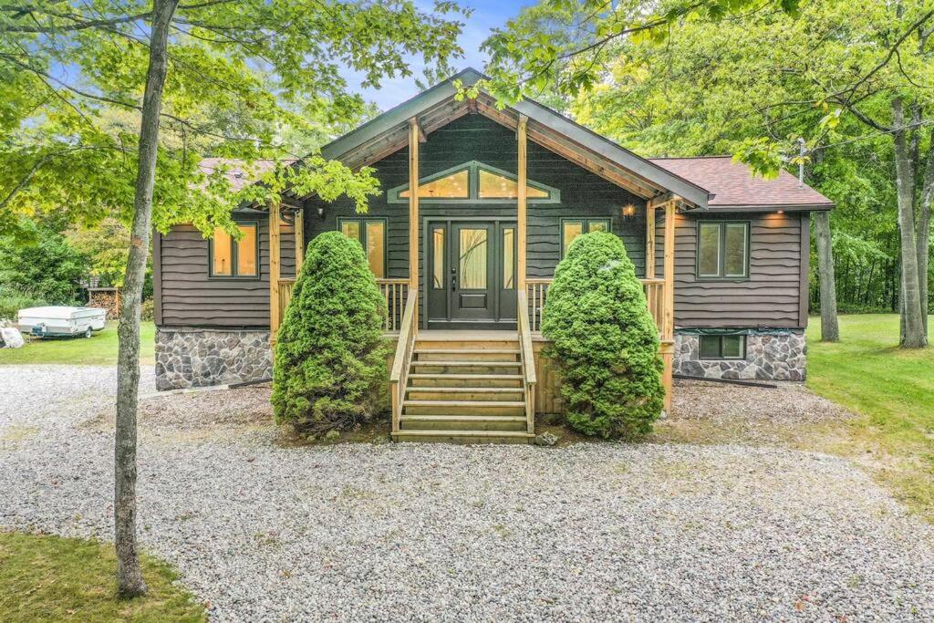 Budova, kde se chata nachází