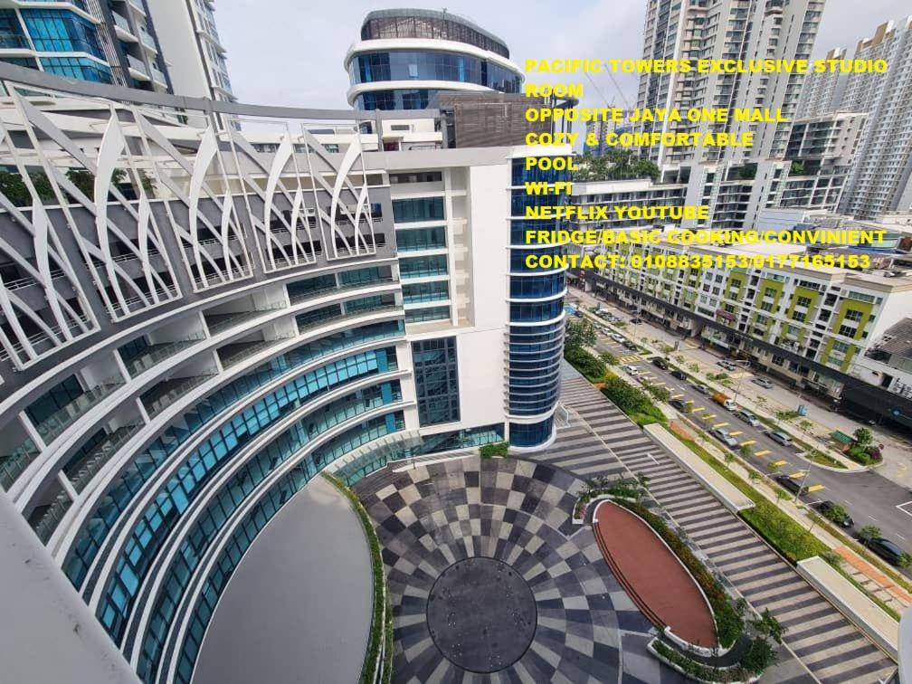 Pacific Towers Star Seksyen 13 PJ Jaya One Parking Pool Kitchen - Housity