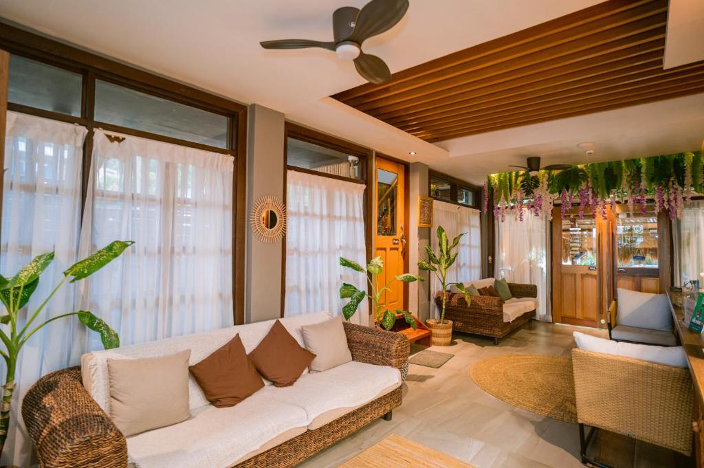 Posezení v ubytování Banig Beach Resort El Nido