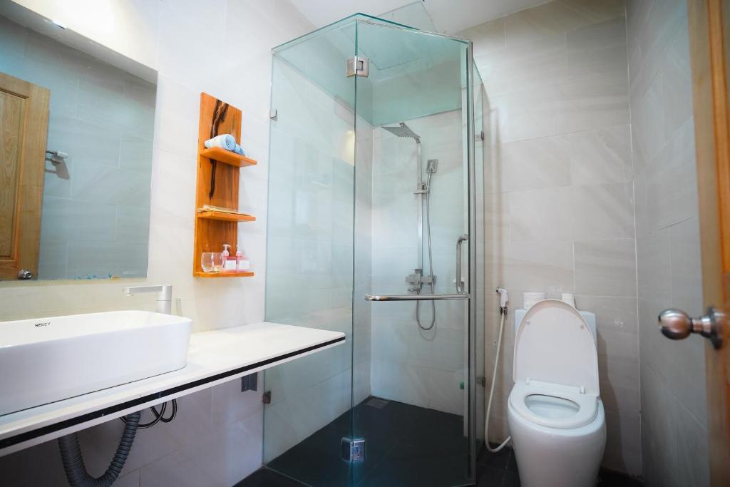 Koupelna v ubytování Cavilla Boutique Hotel & Apartment Da Nang