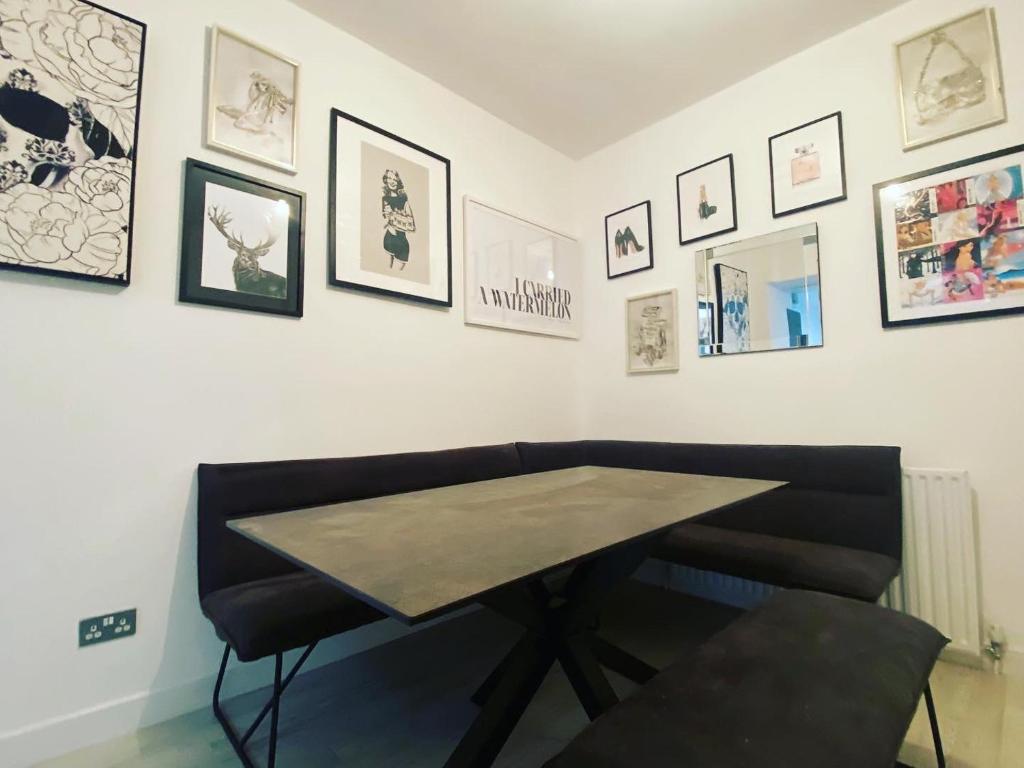 Entire House for Solo travellers o work trips