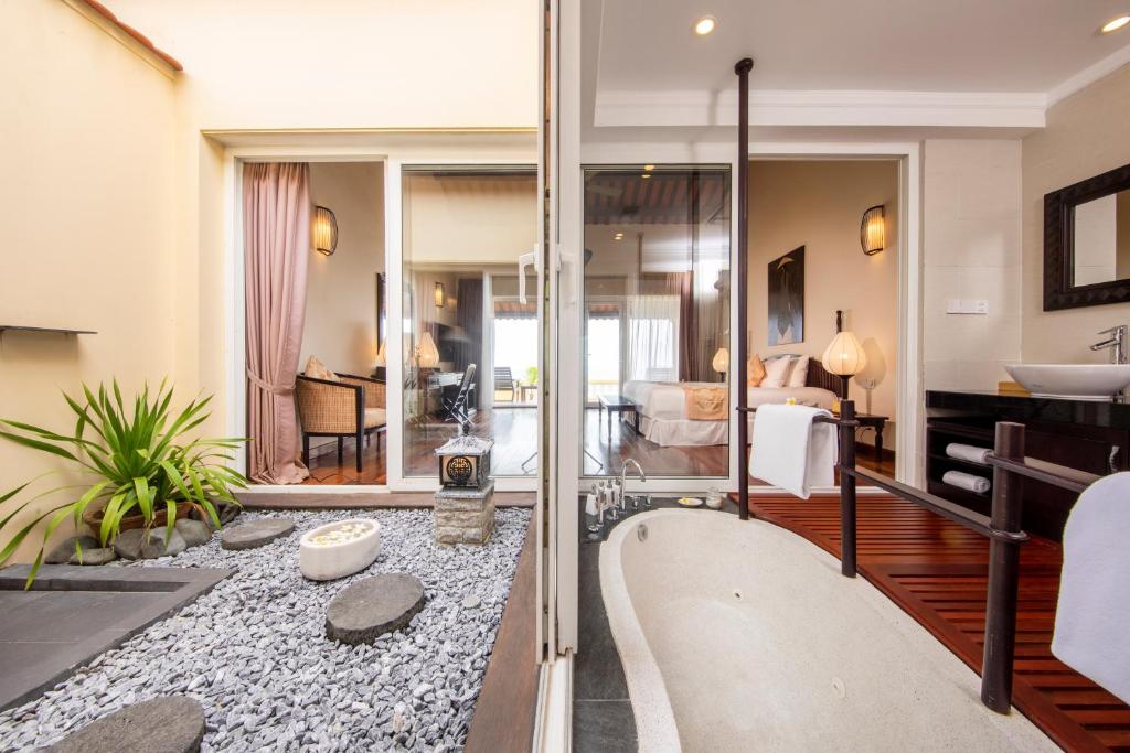 Suite Nhìn ra Đại dương
