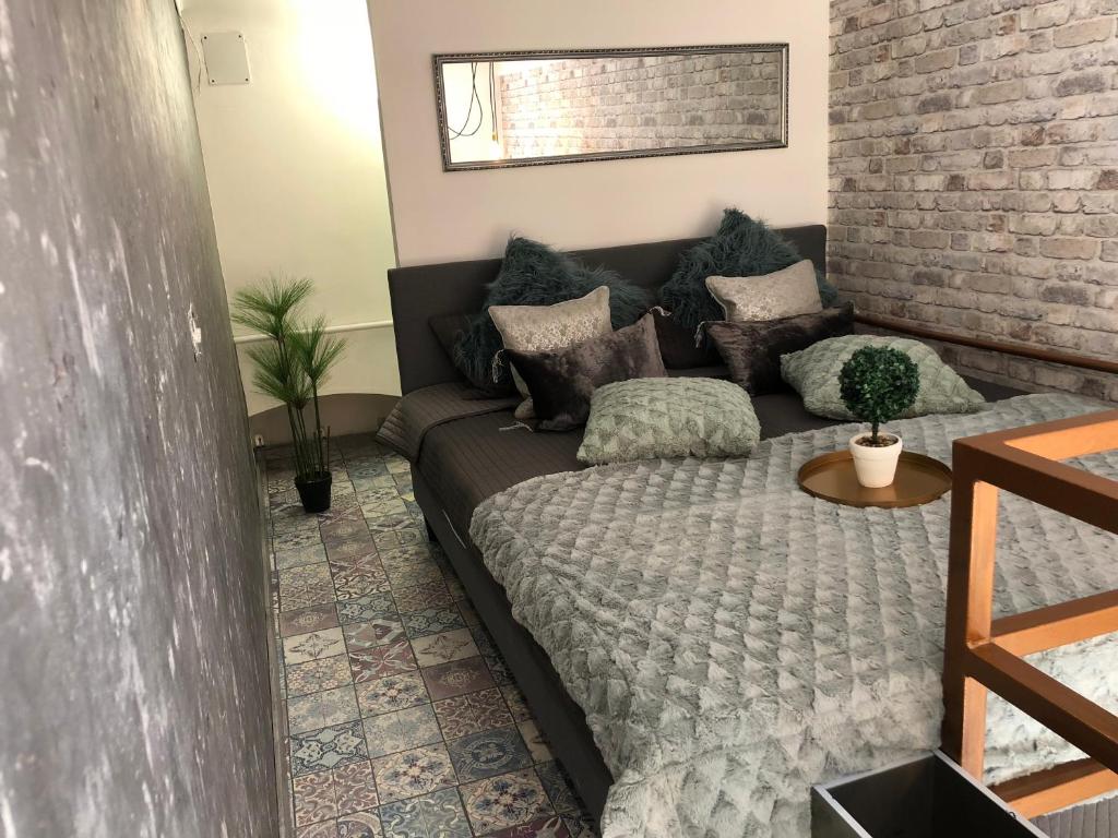 Picture of Rose Hill Garden Apartments - 175 Industrial Park Road - Rent.com