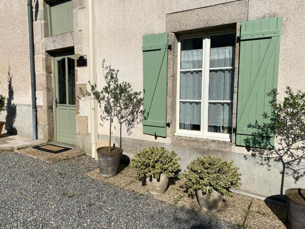 Maison Hirondelles Gîtes - Vakantiehuis