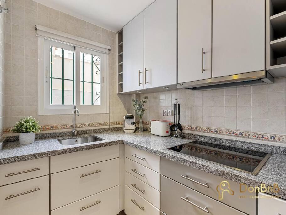 Fotografie z fotogalerie ubytování Apartamento a 200 metros de la playa de Fuengirola v destinaci Fuengirola