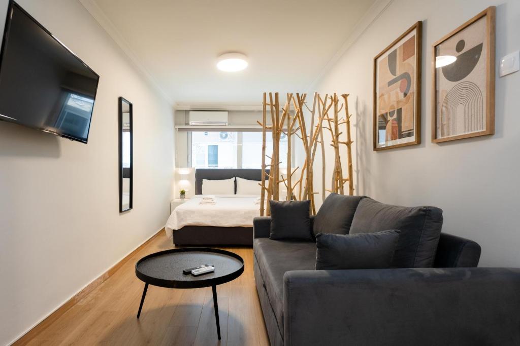 City Vibes Apartment - отзывы и видео