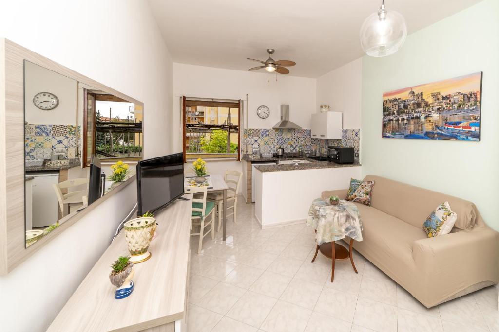 John House - Two-Bedroom House