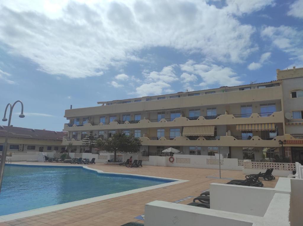 Bazén v ubytovaní Marina Palace Paraiso alebo v jeho blízkosti