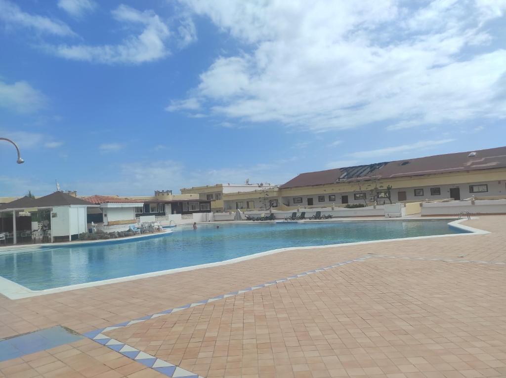 Bazén v ubytovaní Marina Palace Paraiso alebo v jeho blízkosti
