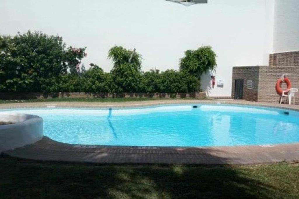 Πισίνα στο ή κοντά στο APARTAMENTO ECHANDO ANCLAS