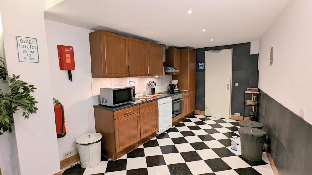 The Amsterdam Hotel Apartment in the Center - Resim 39