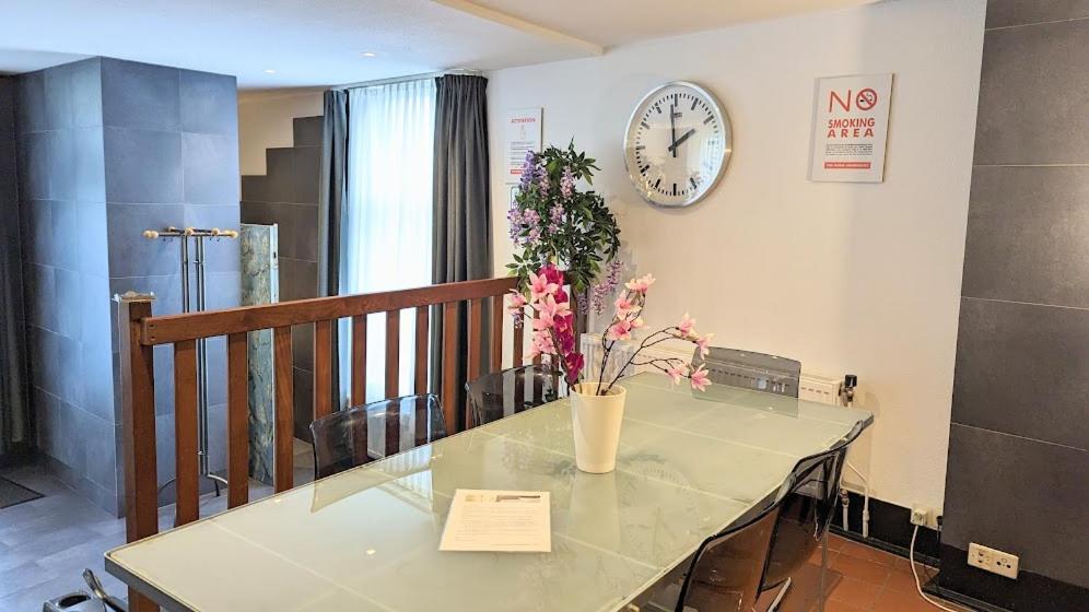 The Amsterdam Hotel Apartment in the Center - Resim 15