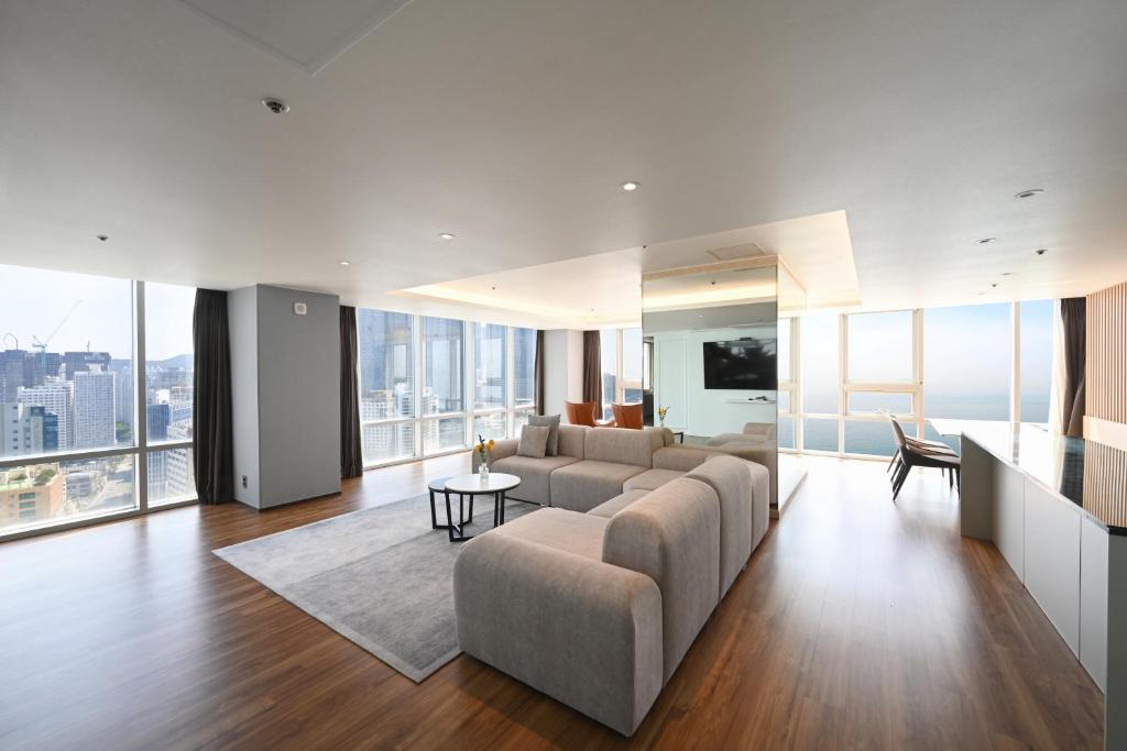 Kolon Seacloud Hotel - Royal Suite Met Uitzicht Op De Oceaan