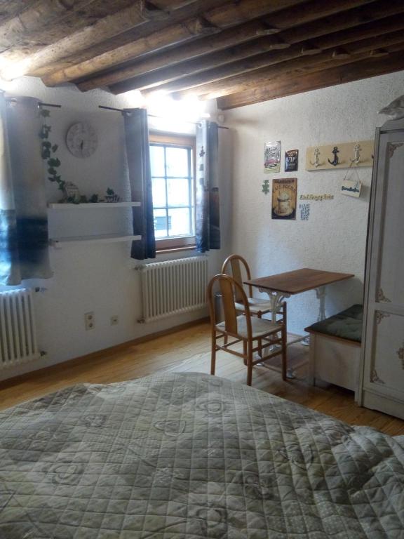 Fotografie z fotogalerie ubytování See- und Altstadthäusle - alles direkt vor der Haustür - Bodenseeufer Natur Altstadt Bahnhof Bora-Sauna - klein und super zentral zum See ÖPNV Stadt Natur etc - Appartement Historica v destinaci Radolfzell am Bodensee