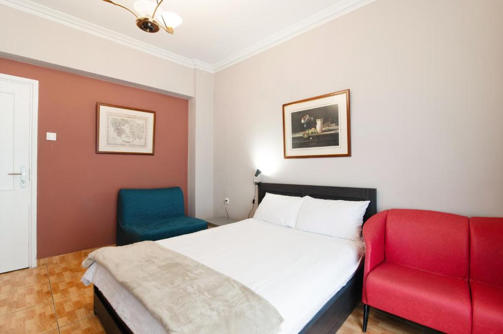 Postel nebo postele na pokoji v ubytování Charlie city center room