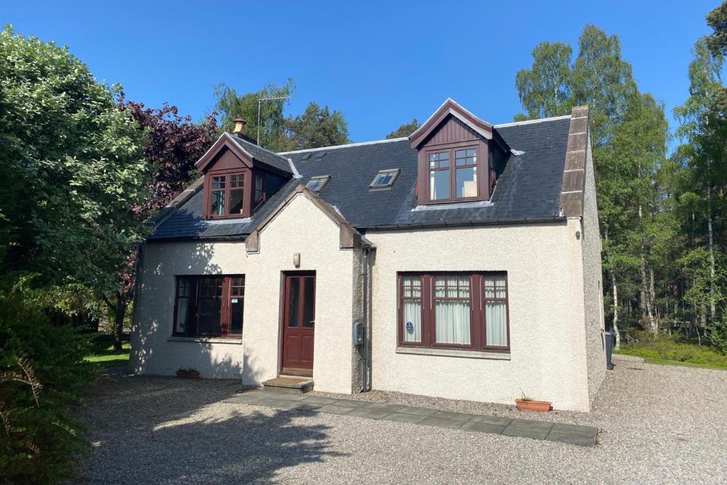 Osprey House, Nethy Bridge (updated prices 2024)