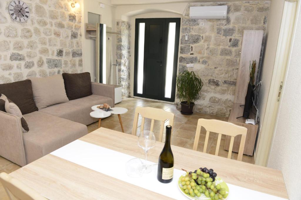 Villa Andrea Apartments with parking - 3