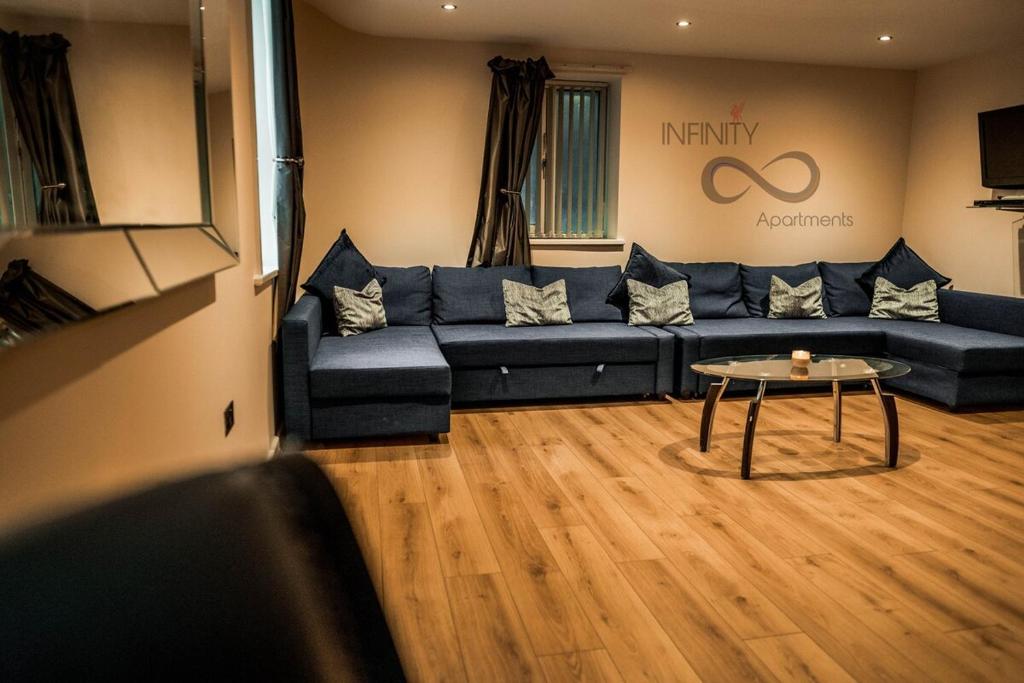 Contractor Bookers Bookdirect Save 10percent - Apartment